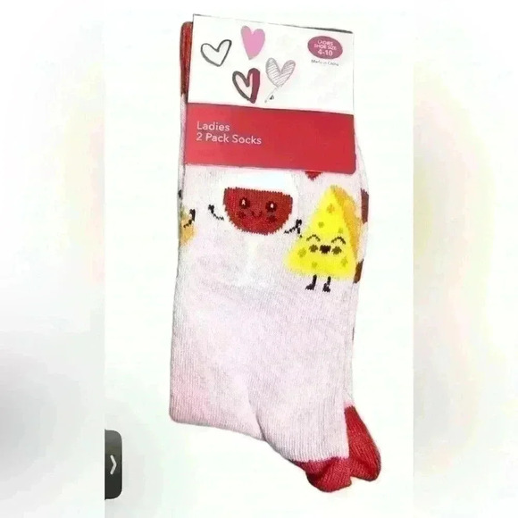 NWT 2 pairs of ladies socks size 4-10 - Picture 1 of 3
